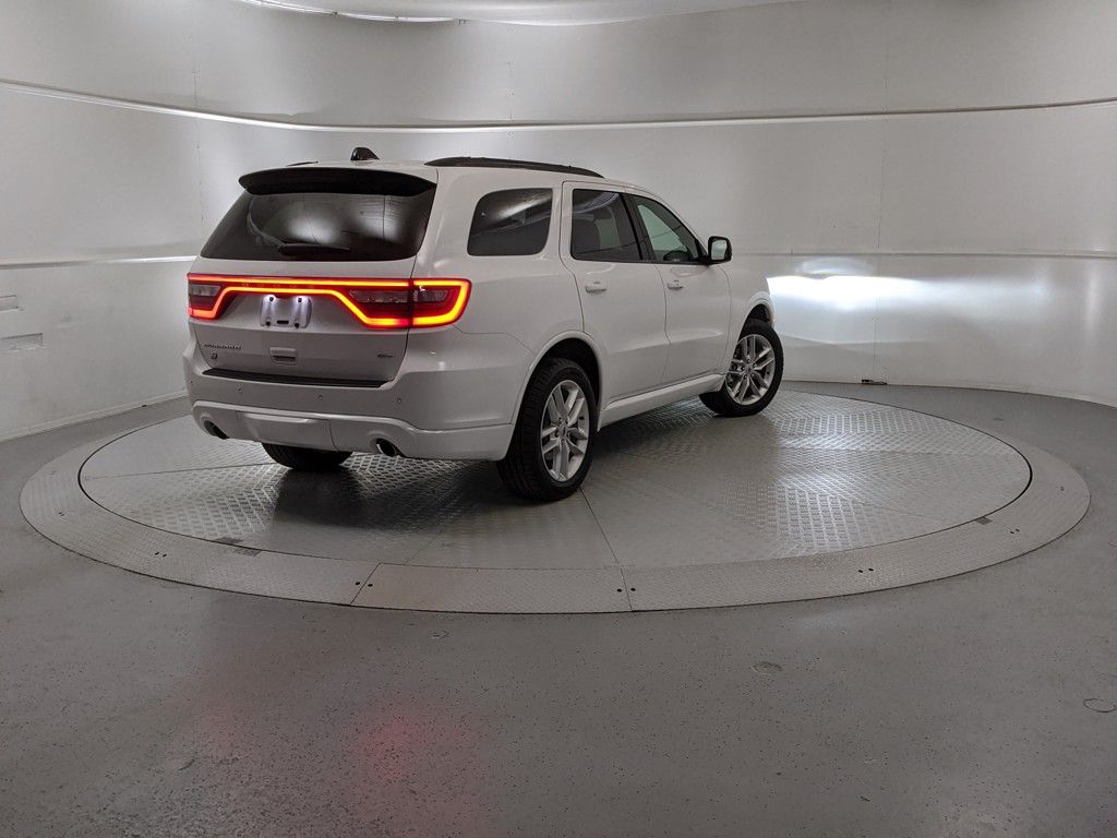 2023 Dodge Durango GT Plus photo 2