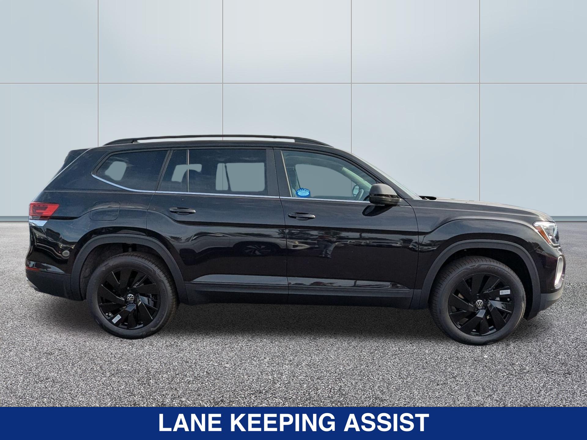 2026 Volkswagen Atlas SE Technology photo 9