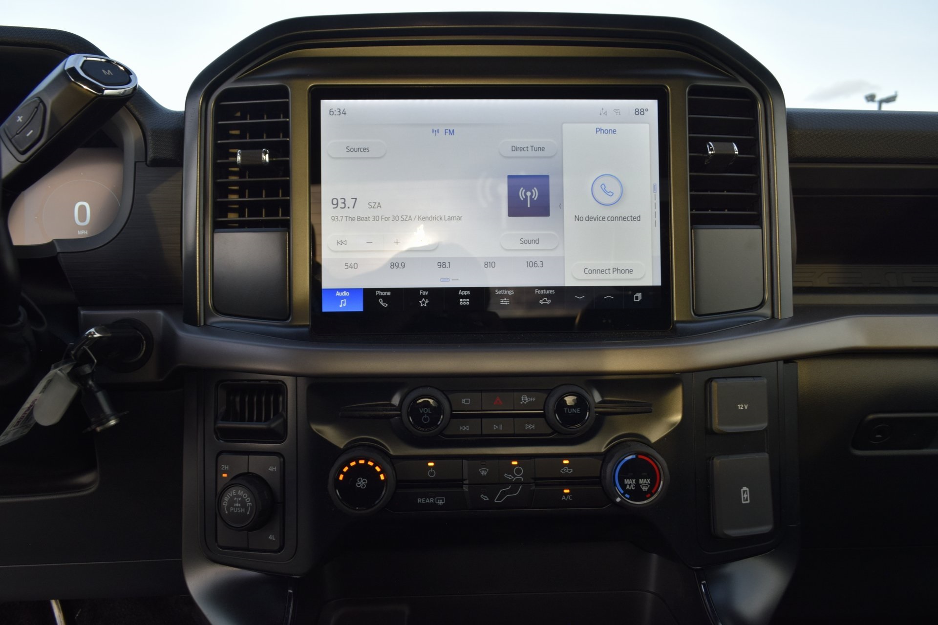 2025 Ford F-150 XL photo 11