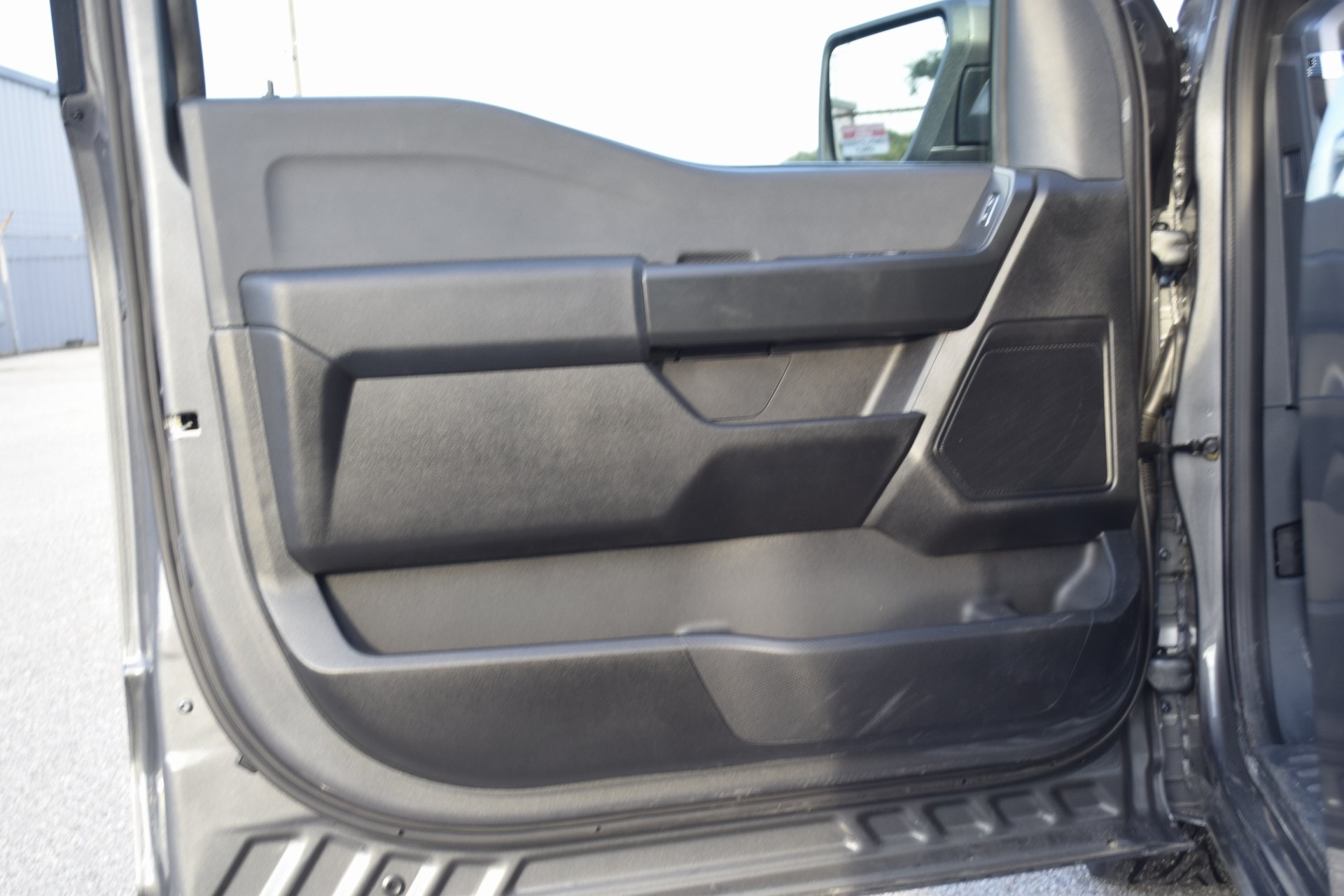 2025 Ford F-150 XL photo 18