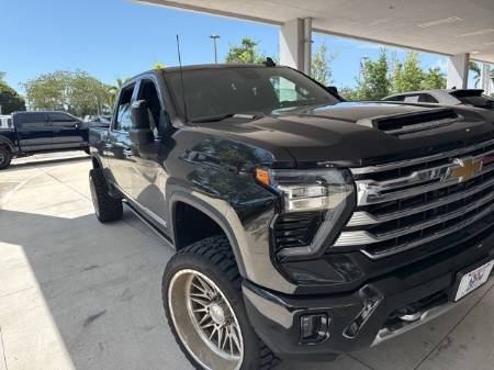 2024 Chevrolet Silverado 2500HD High Country