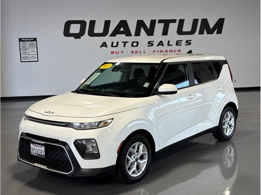 Used 2022 Kia Soul LX Wagon 4D