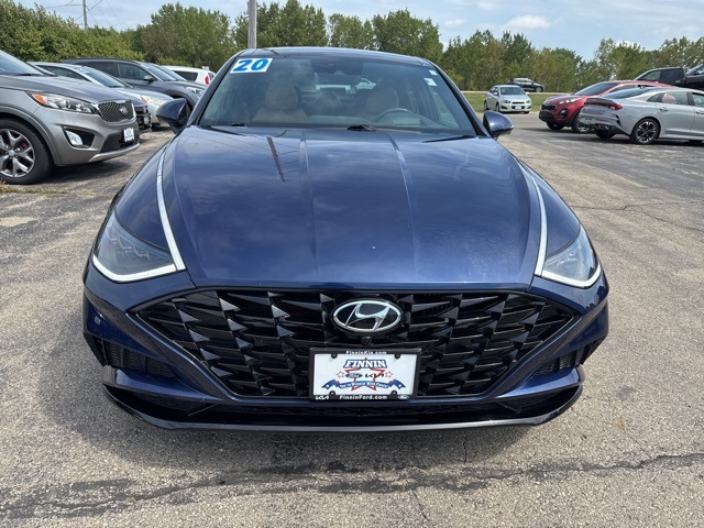 2020 Hyundai Sonata Limited photo 2