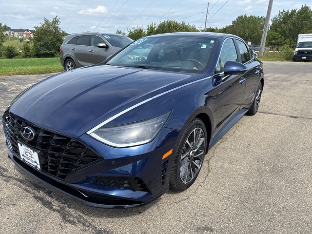 2020 Hyundai Sonata Limited photo 3