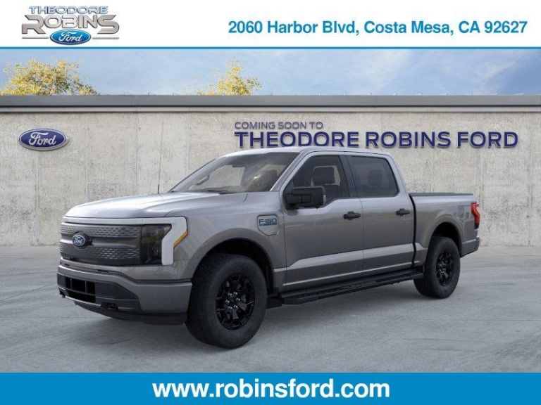 2025 Ford F-150 Lightning XLT