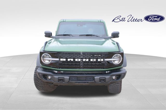 2023 Ford Bronco Wildtrak photo 2