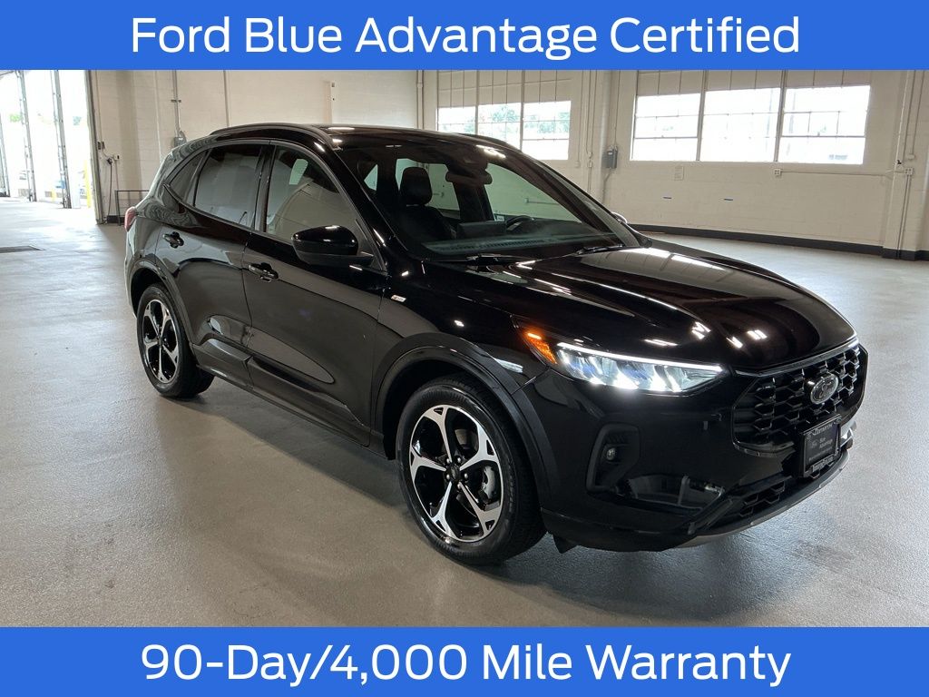 2023 Ford Escape ST-Line Select photo 6