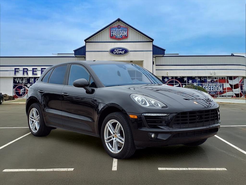 2017 Porsche Macan Base