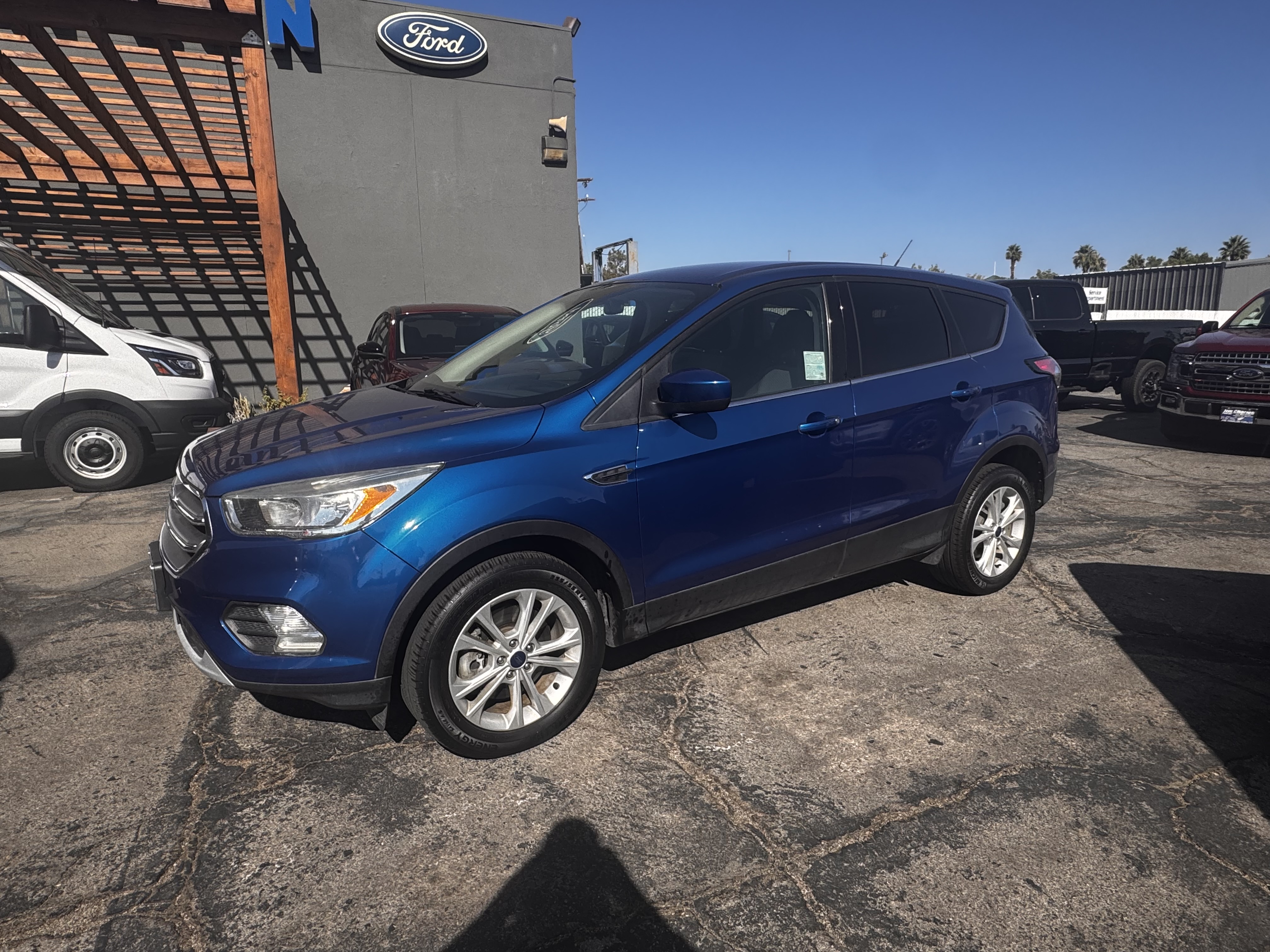 Used 2017 Ford Escape SE