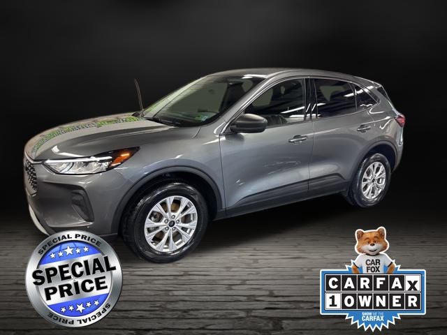 2024 Ford Escape Active photo 2