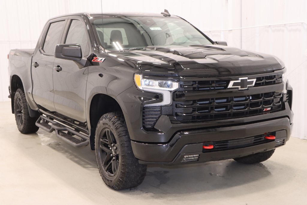 2022 Chevrolet Silverado 1500 LT Trail Boss photo 3