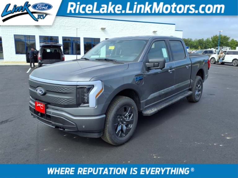 2025 Ford F-150 Lightning Flash