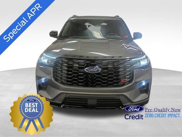 2025 Ford Explorer ST photo 16