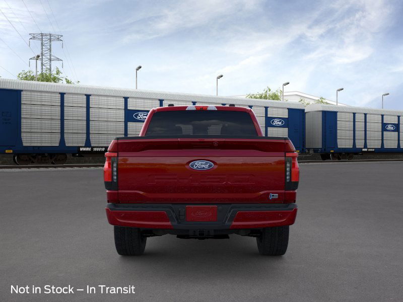2025 Ford F-150 Lightning photo 5