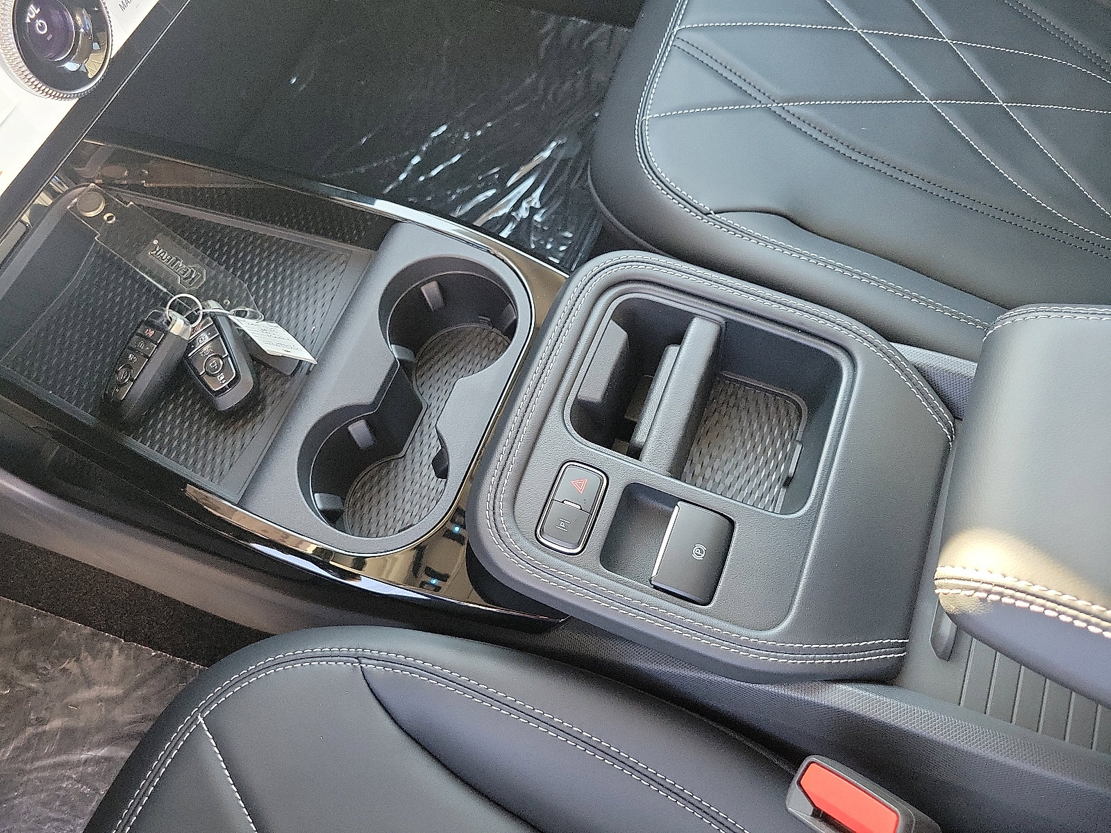 2025 Ford Mustang Mach-E Select photo 5