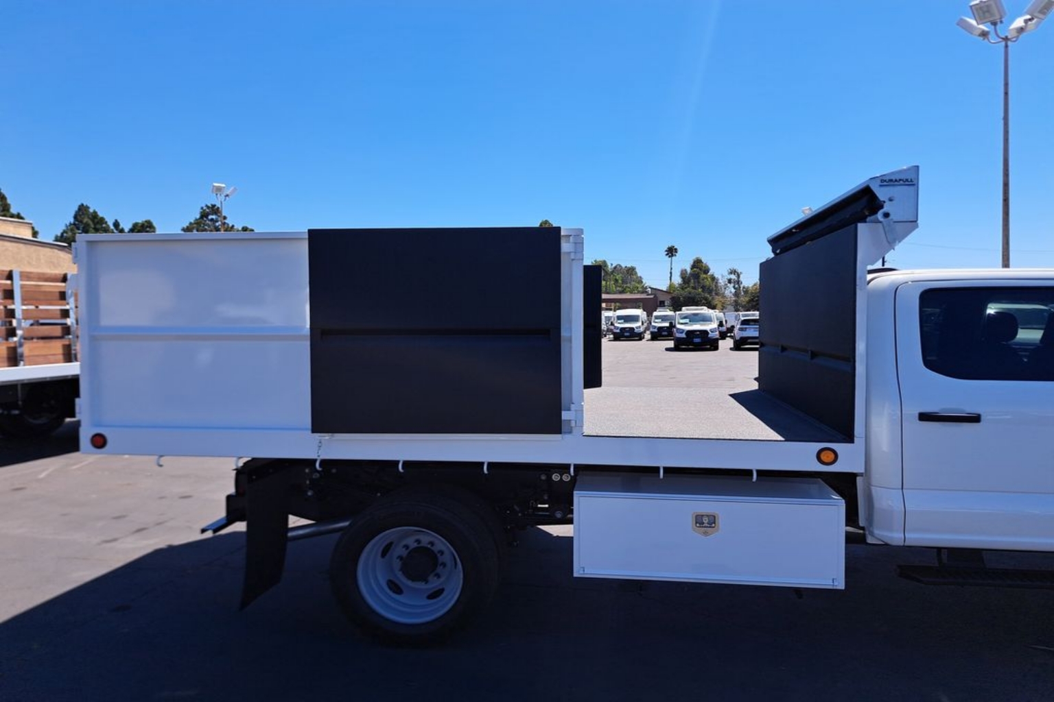 2025 Ford F-550 Super Duty Chassis Cab XL - Photo 12