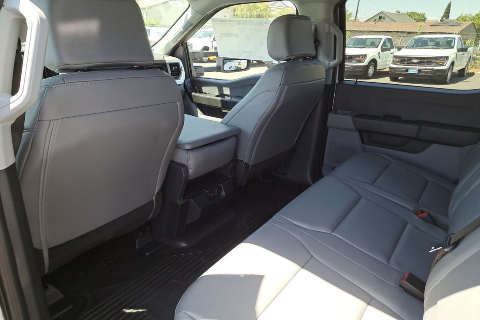 2025 Ford F-550 Super Duty Chassis Cab XL - Photo 19
