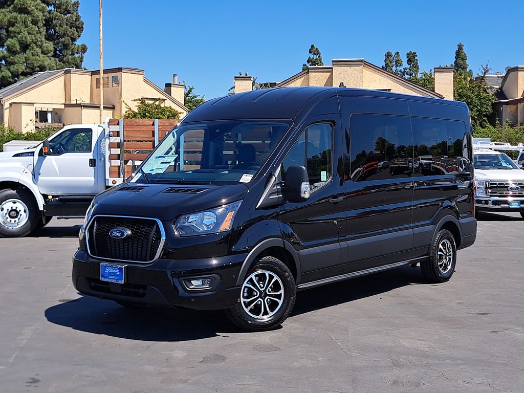 2025 Ford Transit photo 2