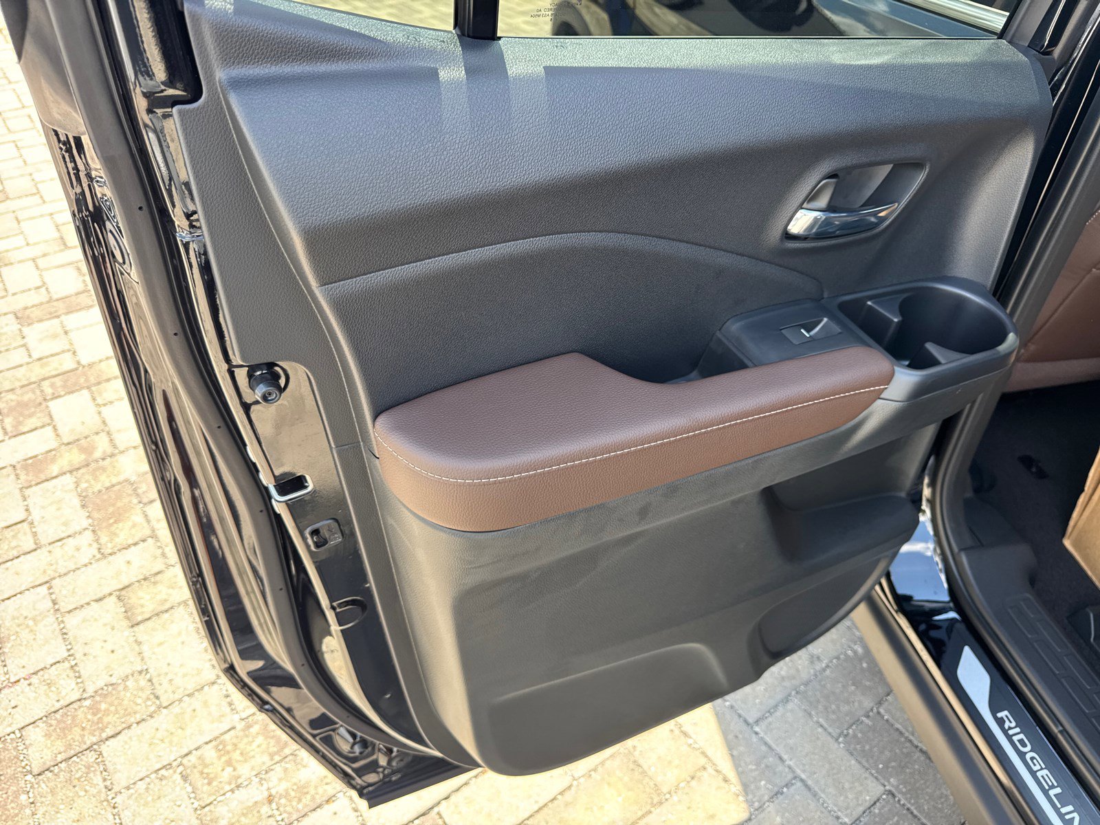 2025 Honda Ridgeline RTL photo 10