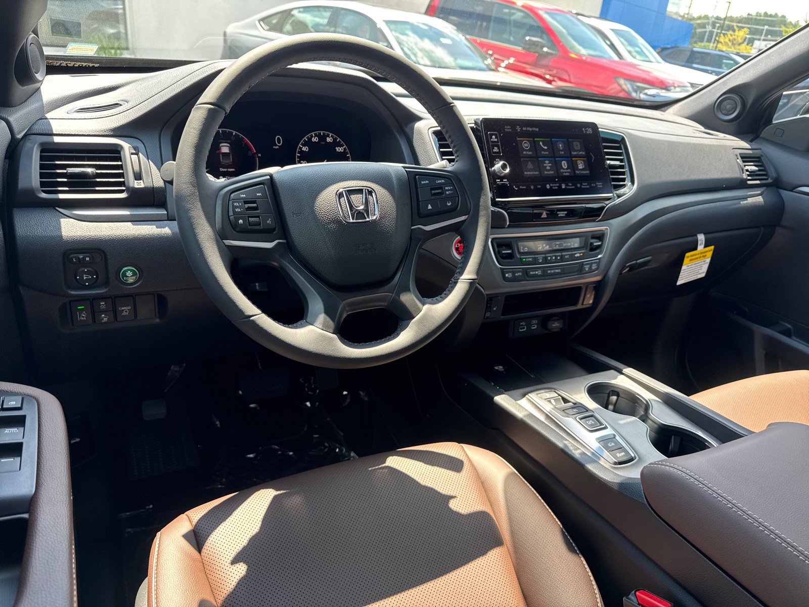 2025 Honda Ridgeline RTL photo 11