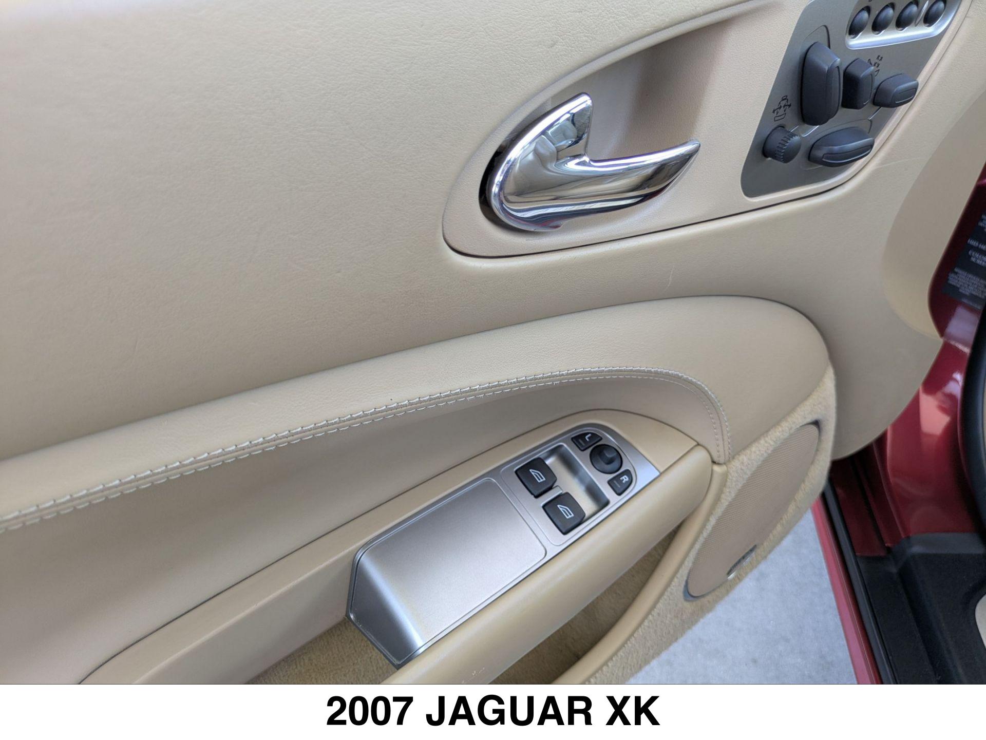 2007 Jaguar XK Convertible photo 11