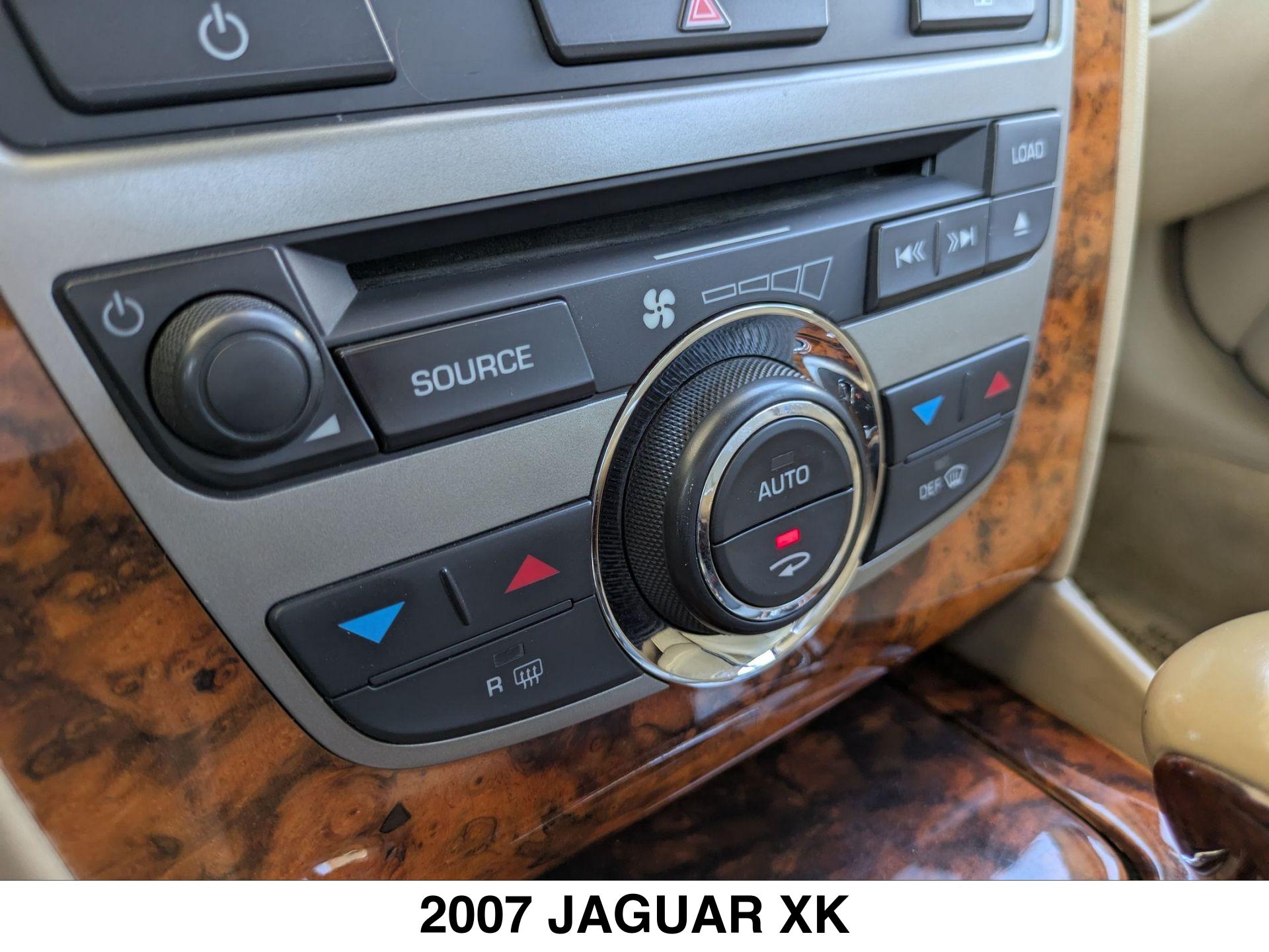 2007 Jaguar XK Convertible photo 17