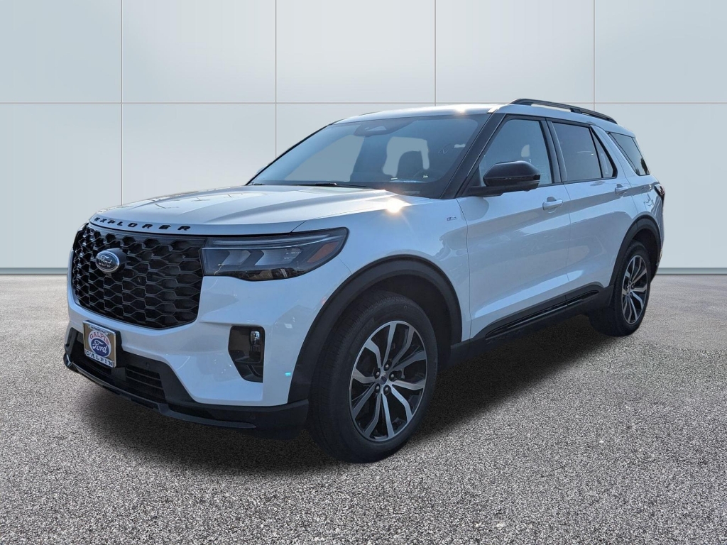 2025 Ford Explorer ST Line