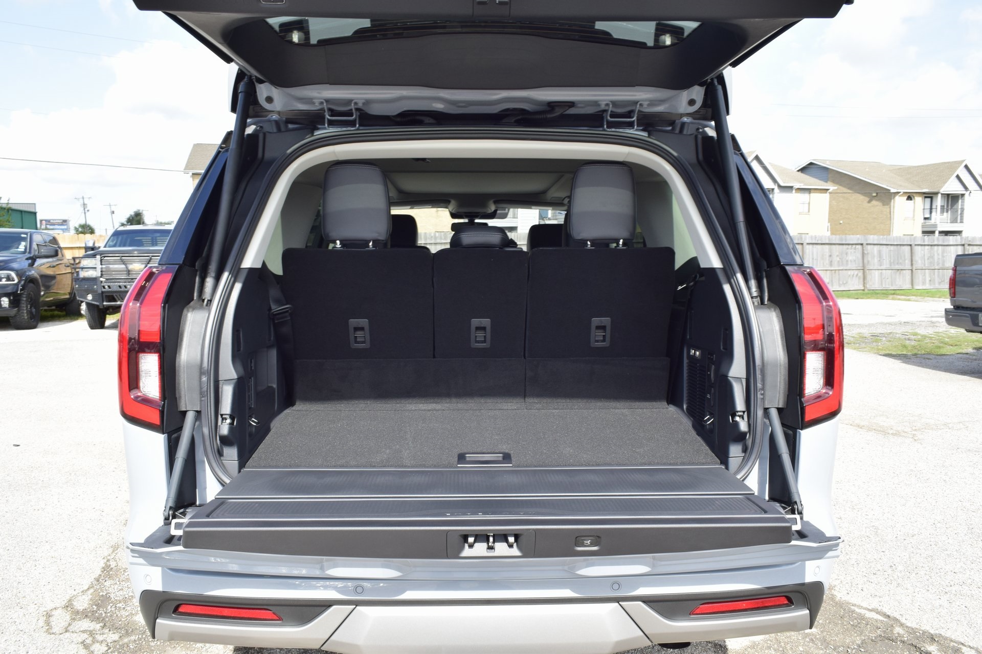 2025 Ford Expedition Platinum photo 18