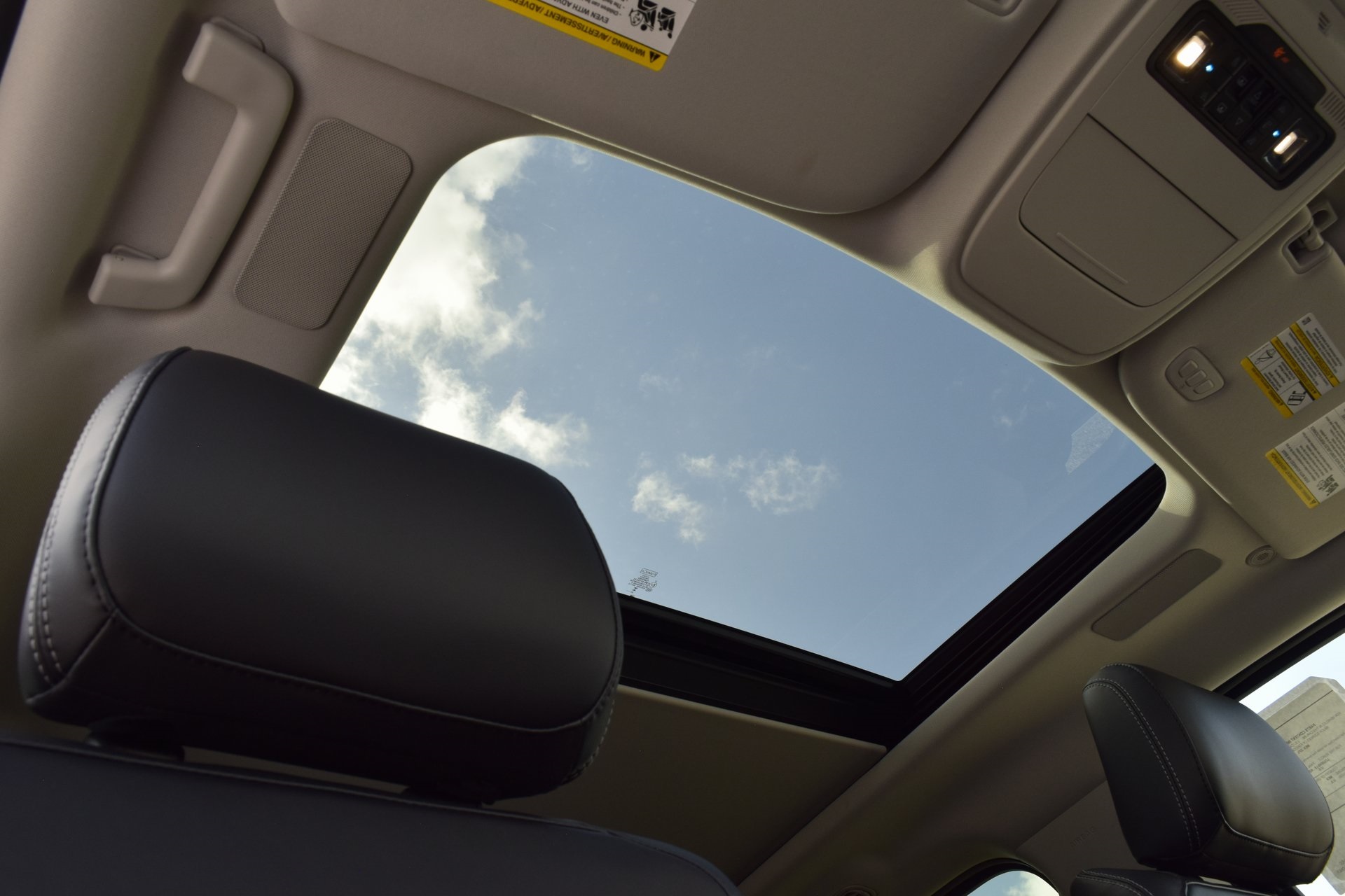 2025 Ford Expedition Platinum photo 22