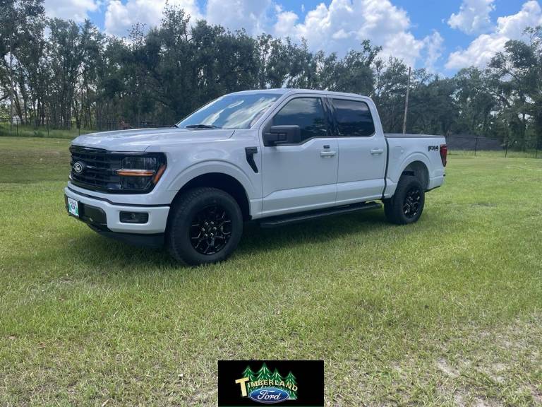 2025 Ford F-150 XLT Crew Cab 4X4 5.0