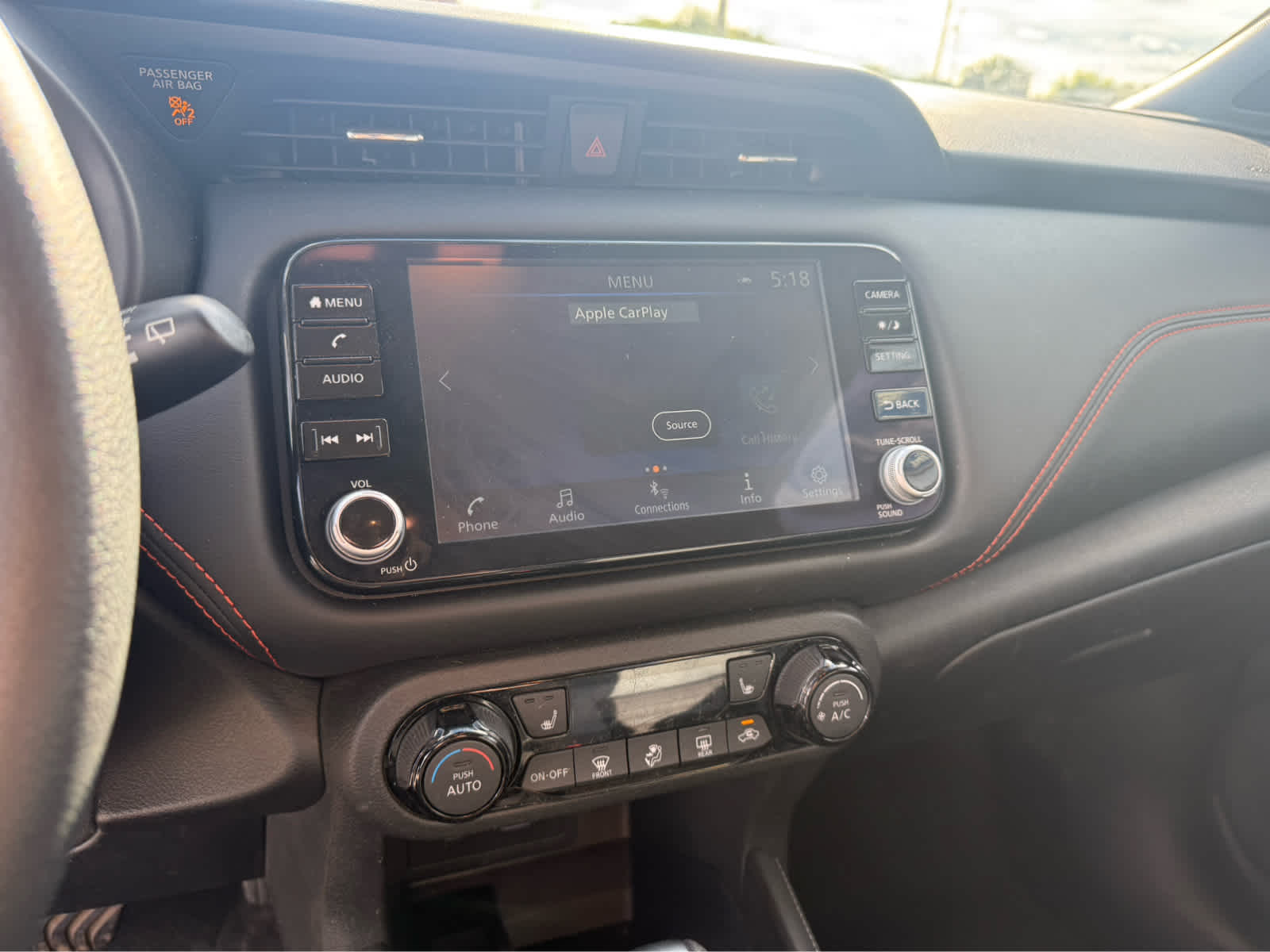 2024 Nissan Kicks SR photo 10