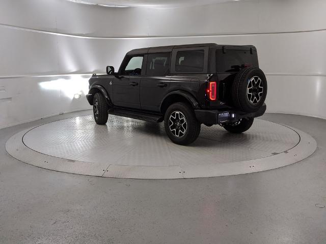 2025 Ford Bronco Outer Banks photo 3