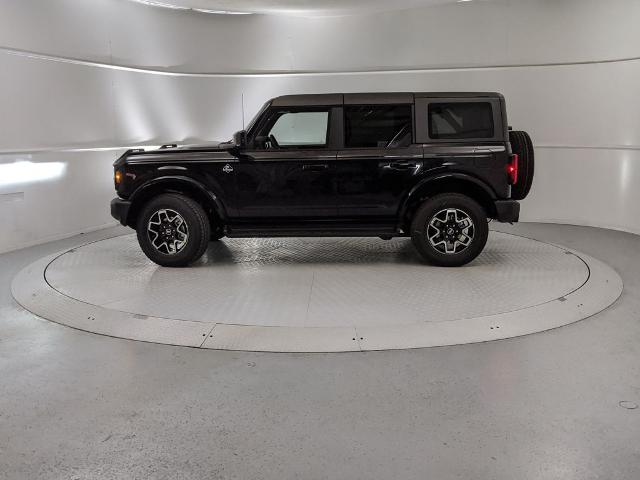 2025 Ford Bronco Outer Banks photo 4