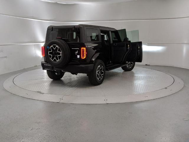 2025 Ford Bronco Outer Banks photo 8