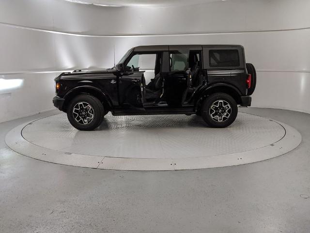 2025 Ford Bronco Outer Banks photo 10
