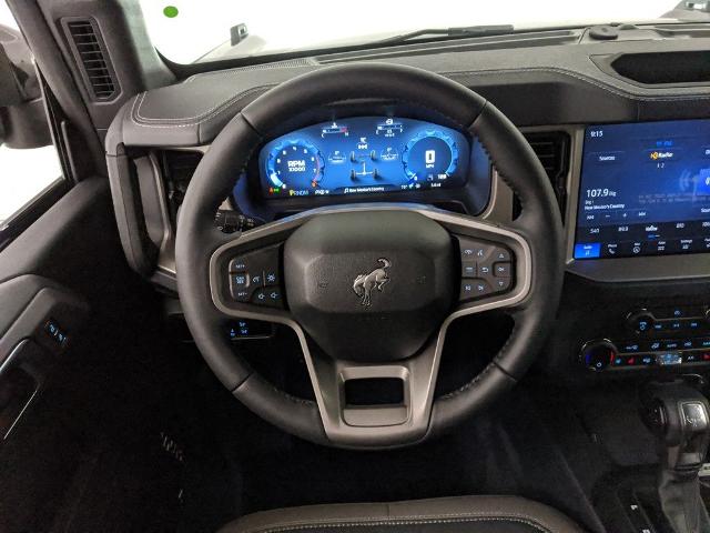 2025 Ford Bronco Outer Banks photo 15