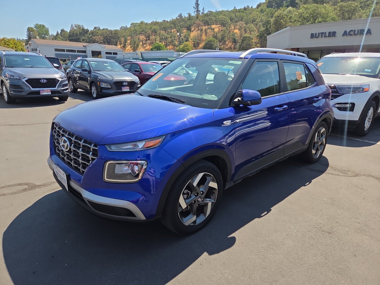 Used 2023 Hyundai Venue SEL