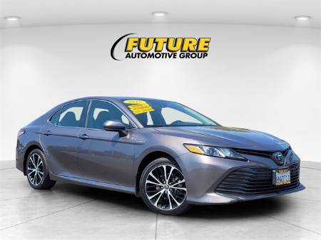 2020 Toyota Camry Hybrid LE
