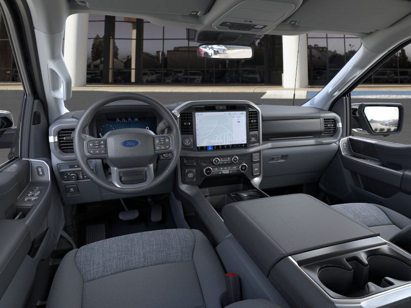2025 Ford F-150 XLT photo 9