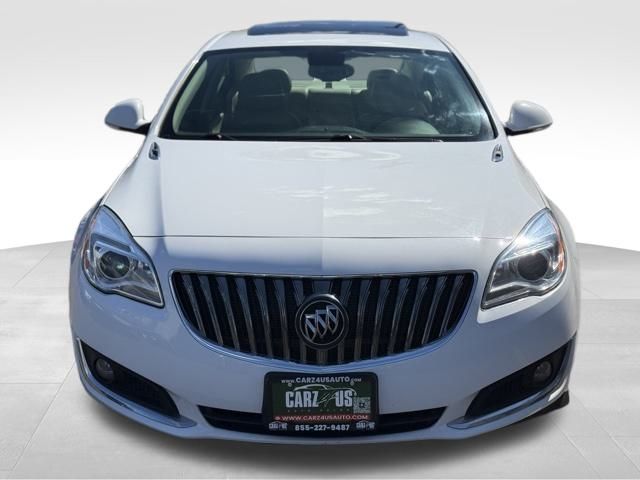 2017 Buick Regal Premium II photo 2
