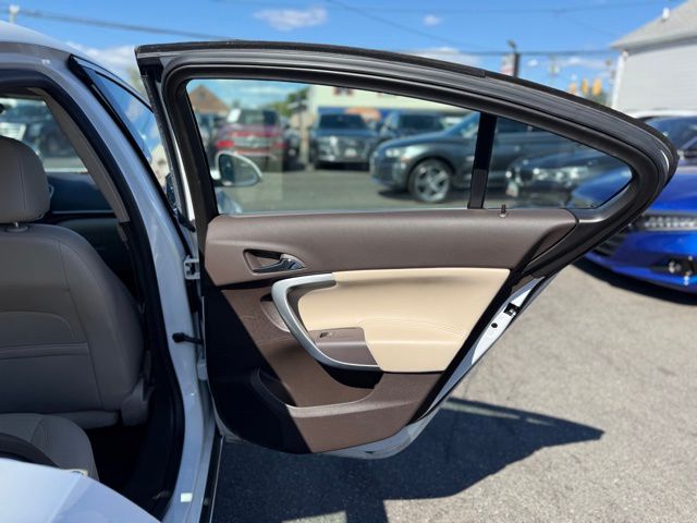 2017 Buick Regal Premium II photo 20