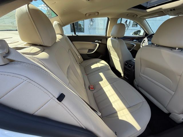2017 Buick Regal Premium II photo 21