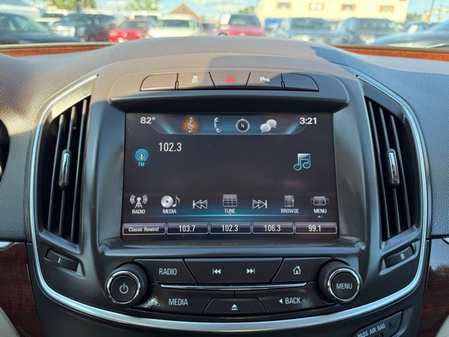 2017 Buick Regal Premium II photo 28