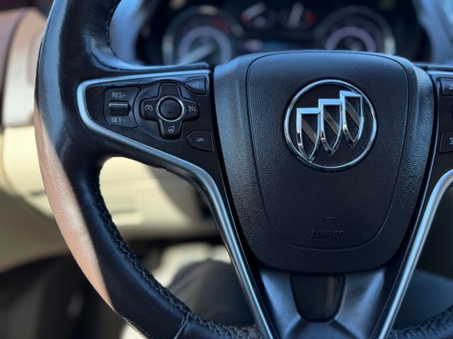 2017 Buick Regal Premium II photo 33