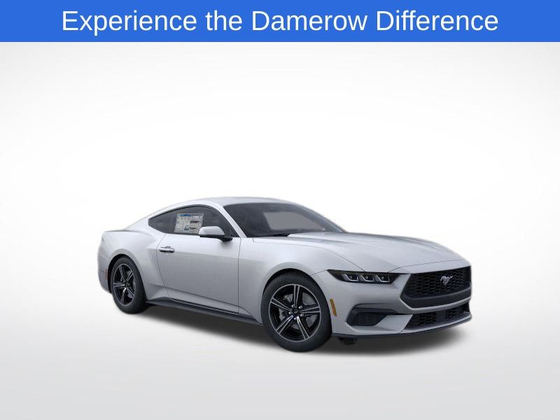 2025 Ford Mustang photo 4