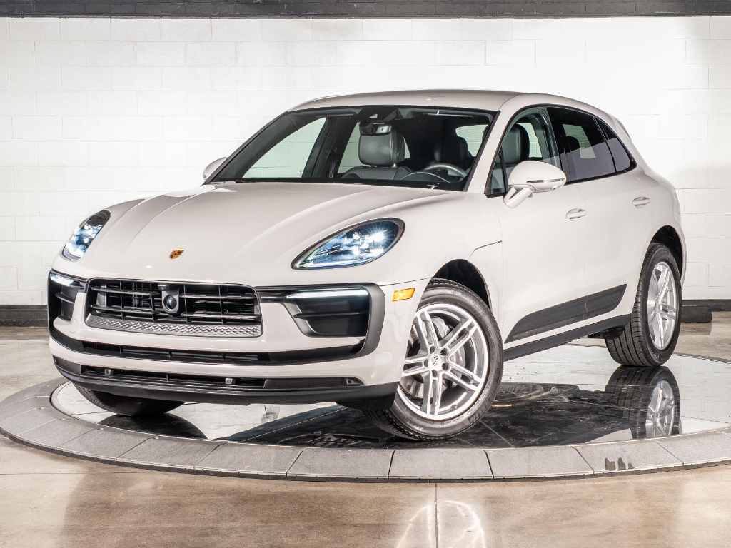 2025 Porsche Macan