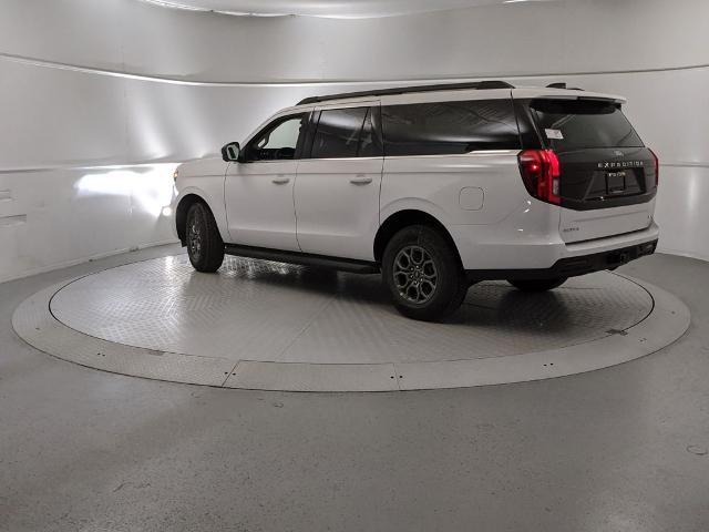 2025 Ford Expedition MAX photo 4