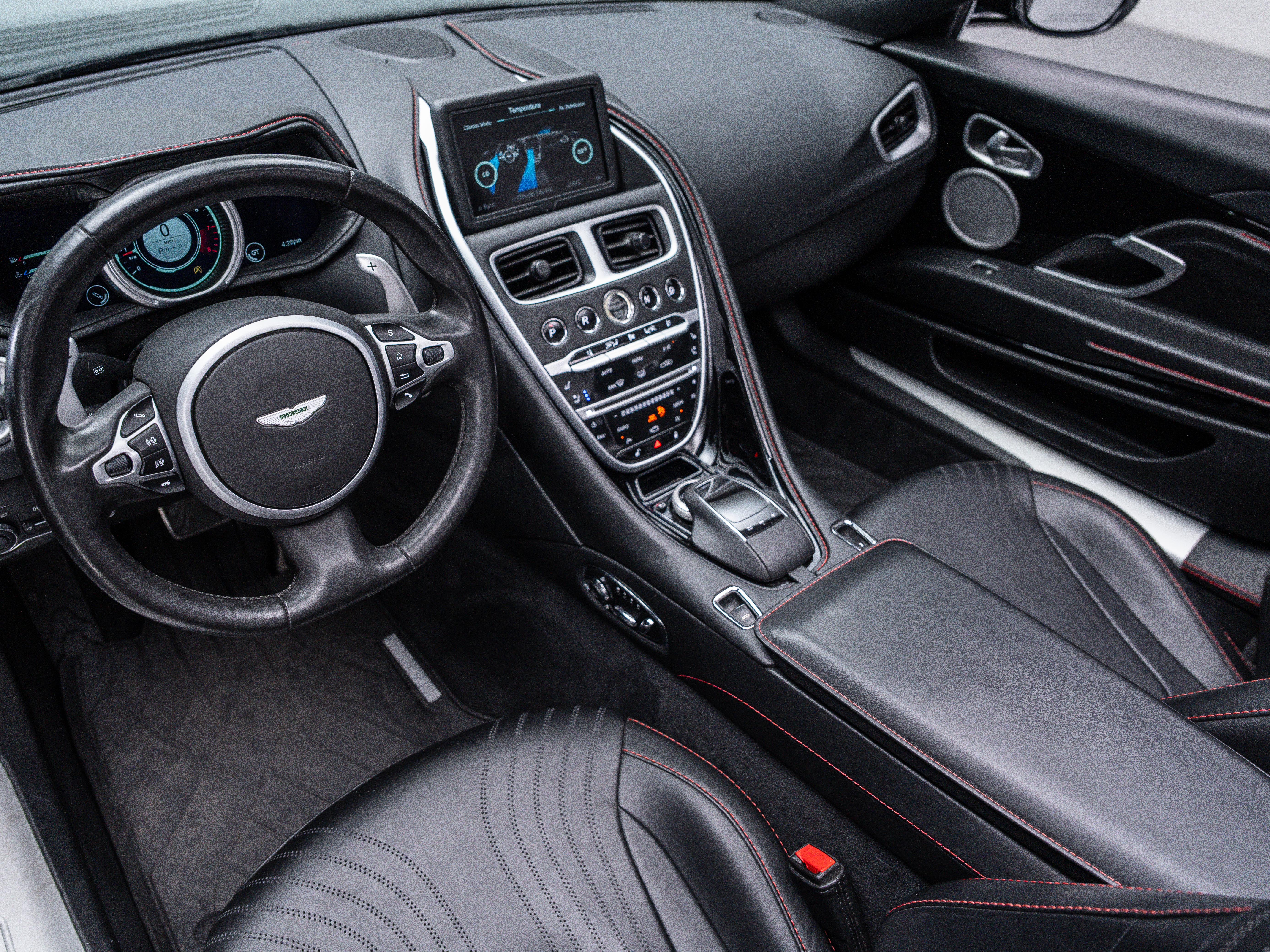 2020 Aston Martin DB11 AM5 photo 3