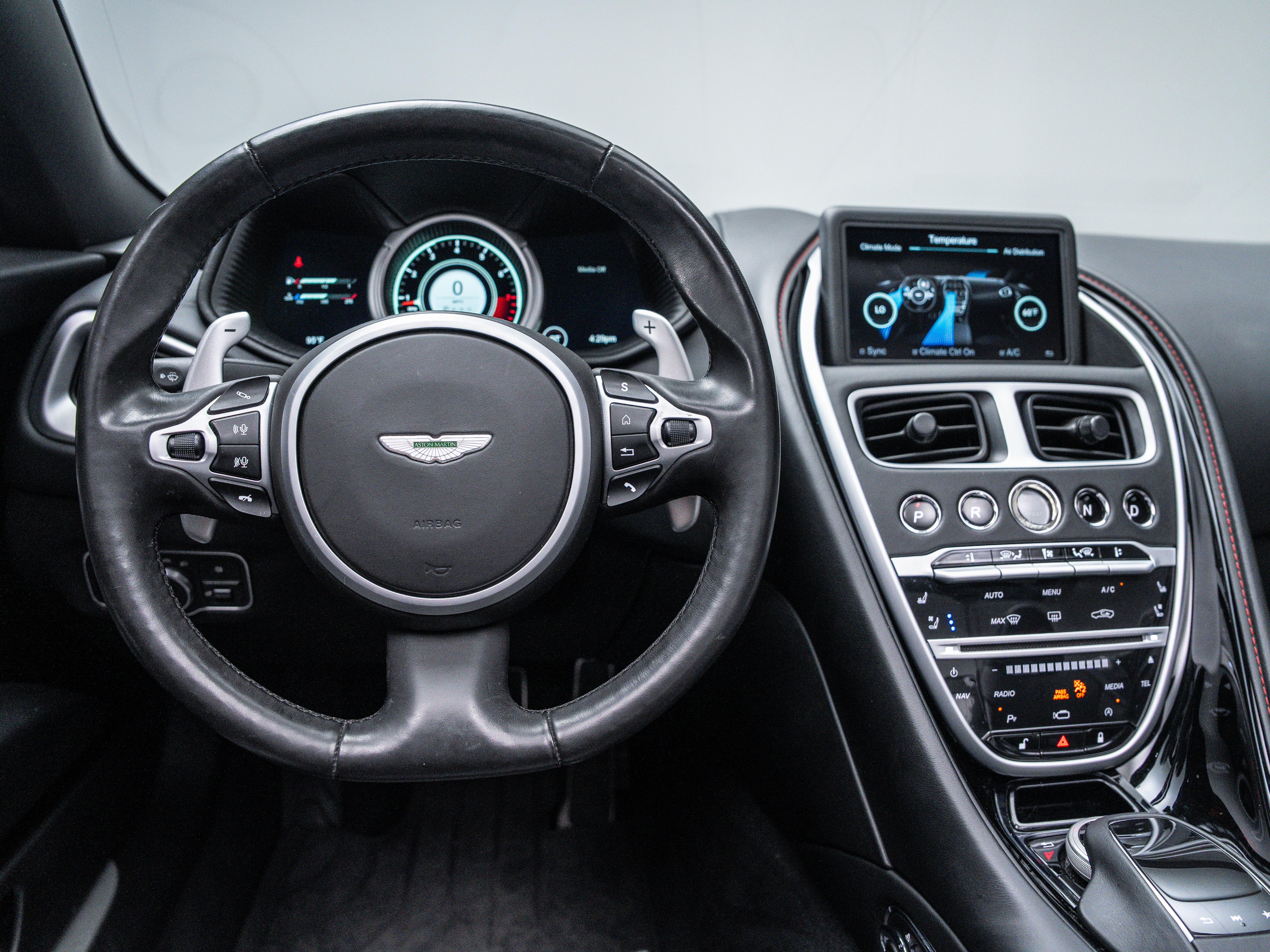 2020 Aston Martin DB11 AM5 photo 10