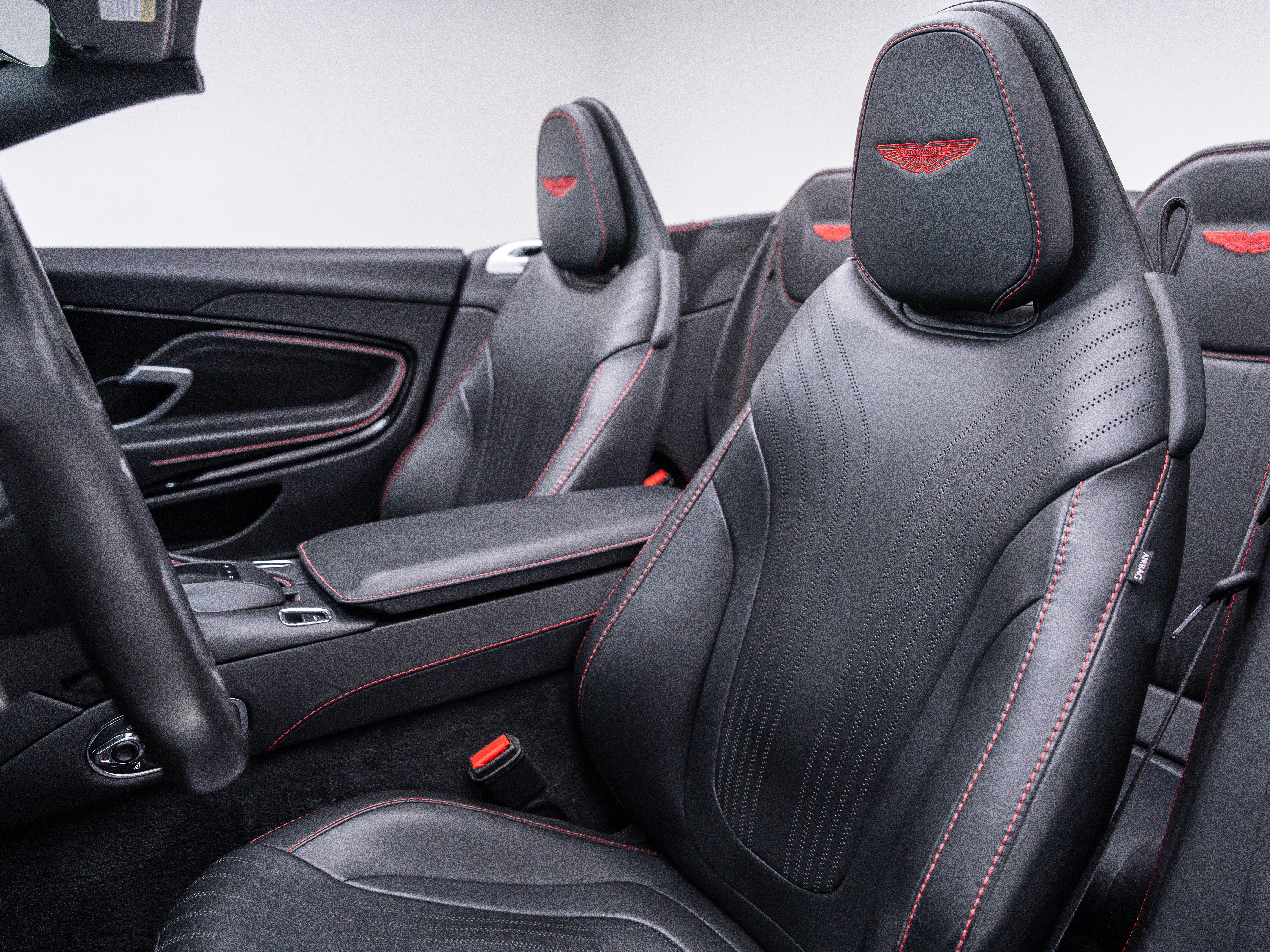 2020 Aston Martin DB11 AM5 photo 11